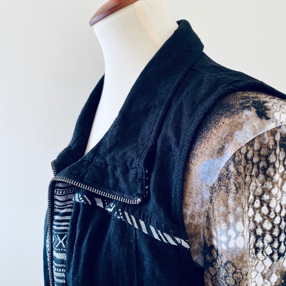 Stoosh Cinch Zip-up Linen Blend Vest